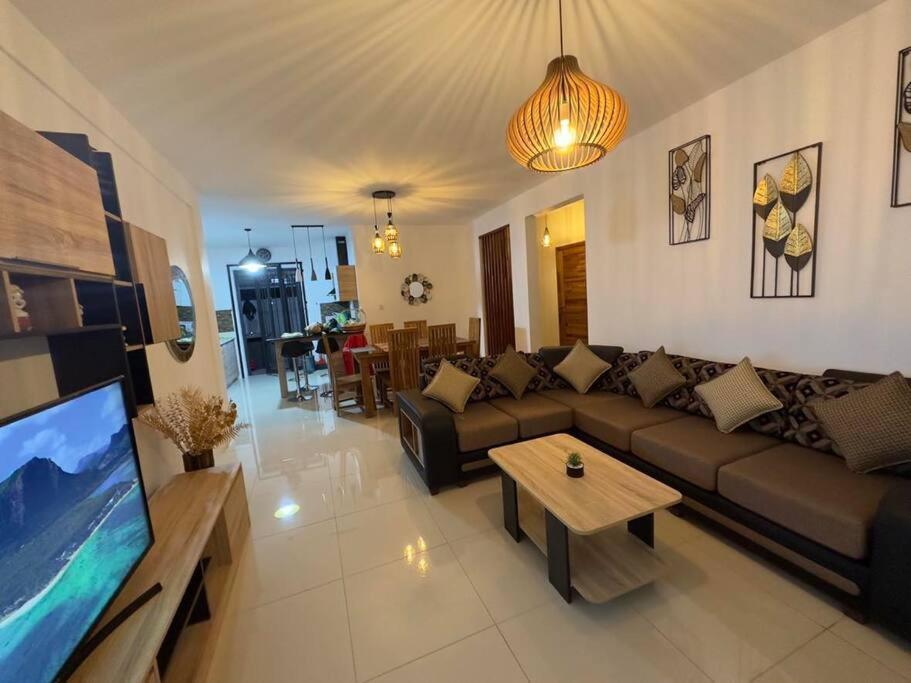 Seasand-Entire Luxury 3 Bd Condo - Close To Beach Flic en Flac Luaran gambar