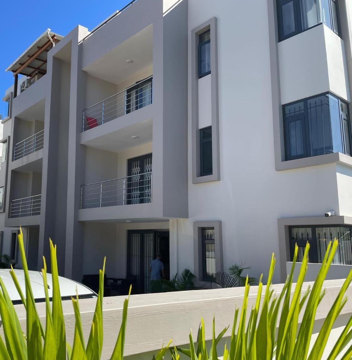 Seasand-Entire Luxury 3 Bd Condo - Close To Beach Flic en Flac Luaran gambar